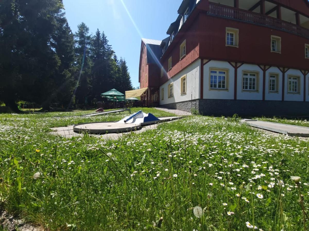 Lesni Hotel Kořenov